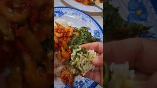 Mashed cassava leaves, spicy jengkol shrimp, so delicious 😋 #shorts