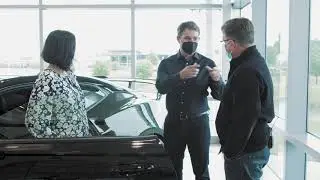 Jeff Gordon Hands Over the Keys of His Camaro ZL1 1LE to the 2021 Camaro for a Cure Winner