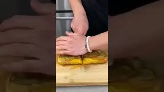 Cheddar toast is so good 🍞 🧀