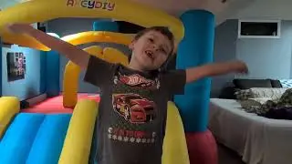 Bouncie House-Bussin Birdie and Ricky Style!!! 6 7