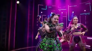 SIX | BLACKPOOL OPERA HOUSE | MONDAY 22 DECEMBER - SUNDAY 04 JANUARY