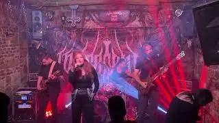 WARBELL - WOLFPACK (Live @ Parlament Club)