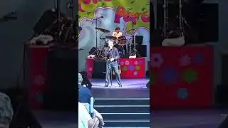 She Hangs Out (short)| Davy Jones #flowerandgardenfestival #epcot #waltdisneyworld #liveperformance
