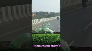 Eicher ko train ke sath bhaga Diya#viral shots#trending #truckdriver#rock#Eicher rocket#digital
