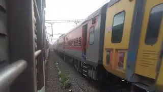 Porbandar - TVM North SF express meeting with TVM - Chennai Super Fast mail near Kollam Jn