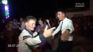 MUKRY 2 yyllyk davara 1999 njy yyl yaşlar ..