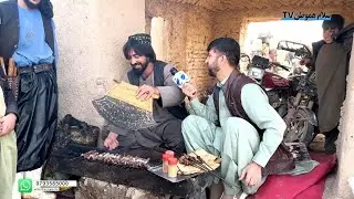 کبابش مزه دارد، چون با زحمت و صداقت آماده می‌شود👋 لبخند ، بهترین چاشنی کباب است.»