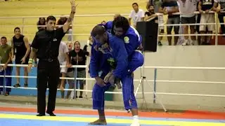 Igor Schneider x Erberth Santos - Sul Americano de Jiu-Jitsu 2014 IBJJF