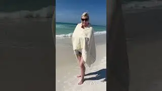Amazon beach MUST have!!!🐬🏝🌊 link in commets. #beach #beachfavorites #seaside #florida #30a