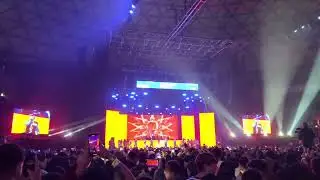 Standly - PEGATE en Movistar Arena Santiago de Chile