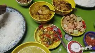 Gurdum e vuri bhoj.