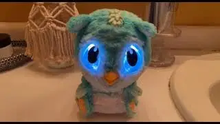 Sleepy blue Hatchimal baby 🛌🌙🌚💤￼