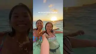 sunrise swim in hawaii with bestie 🫶🏻 #birdsofafeather #relatable #hawaiilife #livinginhawaii