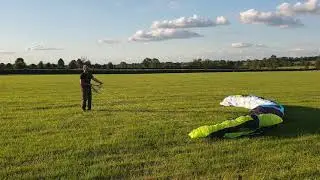 Dudek Hadron 3 groundhandling