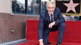 Через 50 лет в шоу-бизнесе Майкл Дуглас получил звезду на &laquo;Аллее славы&raquo;