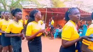Nyiir pawoui princess performing in Kakuma during Lusty-Man Wieu Show..