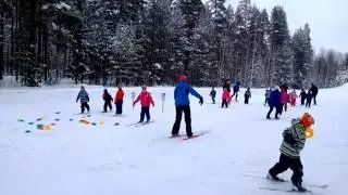 Muumien Hiihtokoulu 090213.wmv
