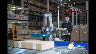 Co-Packer meets CoBot