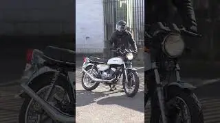 WIN THIS 1978 Suzuki GT250 + &pound;500 In Cash!