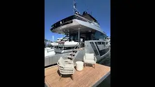 RIVA 82 DIVA &ndash; New Fold-Out Platforms & Innovation | YachtBuying101.com