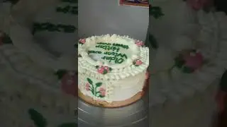 full cake decoration idea #gwaliorfood #homemade #prebooknow #yummycakes #eggless #pineapplecake