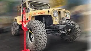 CJ8 Scrambler 1982 года на стенде Highlift Jack | SEMA 2025