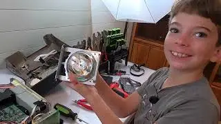 What's Inside a Proxima Desktop Projector 5800?