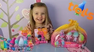 Trolls Blind Bags and Poppy Fashion Frenzy Playset Unboxing.