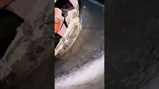 Gravity separation tech: enrich gold in one precise shake!