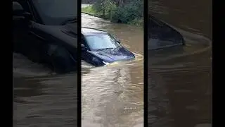 On its Limit&hellip;😅😳 #CloseCall #RangeRoverEvoque #Wading #Slowandsteady #DEEPWater #Foryou #Notts #fy