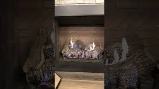 White Mountain Hearth Vent-Free Gas Log Set at Angerstein's Design Center