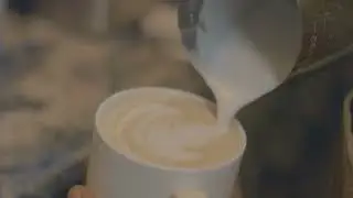 Coffee Lovers&rsquo; Paradise | Trendy Caf&eacute; & Restaurant Experience