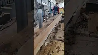 Split wood to build houses #wood #woodsplitter #splittingwood #woodworking #firewood #woodwork
