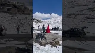 Pre Wedding shoot in Himachal Rohtang pass #rohtang #rohtangpassmanali #himachal #prewedding