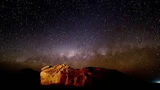 Sternenhimmel von Namibia, aufgenommen von Reinhard Langner, Postproduktion von Gerald Schulze
