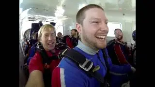 Dustin Sprouse's Tandem skydive!