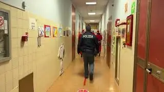 Natale, i Nocs si calano dai tetti e regalano sorrisi