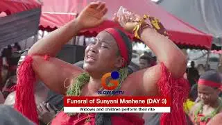 Widows and children of Sunyani Chief, Nana Bosoma Asor Nkrawiri II perform their rite