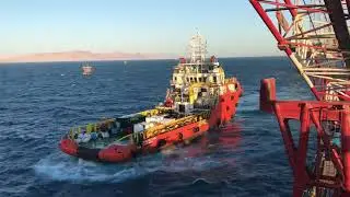 Offshore vessels during cargo operations