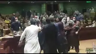 Chaos in Pakistan's Sindh assembly as PTI, PPP members clash