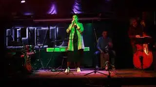 Маша Мишенина - My baby just cares for me