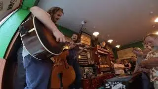 Reedy River String Band: Stole the devil's woman - Live München 2025 - Privatkonzert