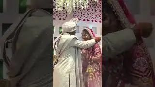 Wedding Varmala ❤️ | Bride & Groom Varmala Ceremony | Indian Wedding #shorts #wedding #varmala