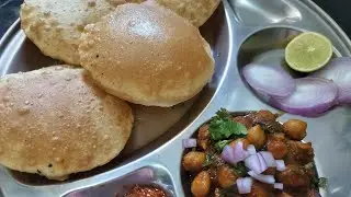 इस तरीके से बनाये एकदम  फूली फूली पूरी | Puri Recipe | Rukhsar Khan | Chola Puri Recipe || 