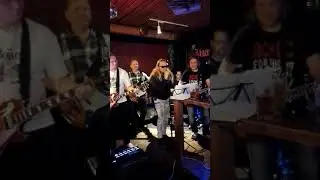 W B&Auml;ND Kalkun Pub 44v partyt 5.10.2018 