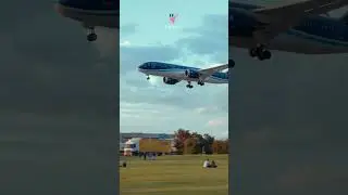 Azerbaijan Airlines Boeing 787 landing
