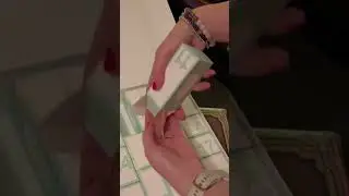 Unboxing Day11 #Clinique #Advent #happywifehappylife #cosmetics #makeup #Shorts #skincare #christmas
