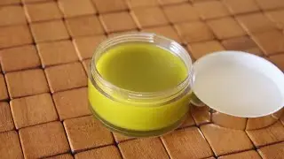 DIY Cracked Heel Cream || Get soft and beautiful feet || Homemade Cracked heel cream