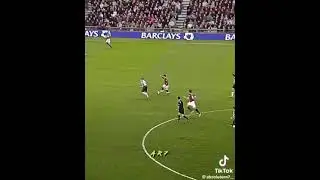 Cristiano Ronaldo Destroyed Defender LEFT & RIGHT 😲😲