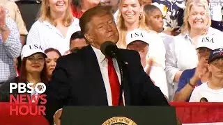 WATCH: Trump asks what to do about migrants crossing border. Rallygoer suggests 